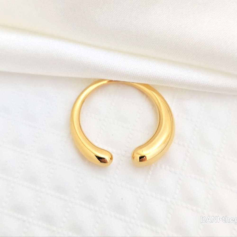 NEW Gold Asymmetric Open Ring
